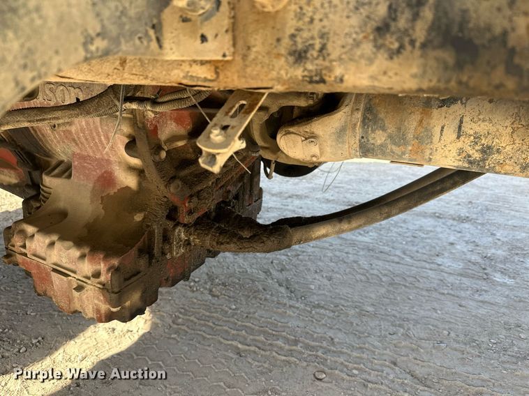 image for item DW4264 2002 Volvo VNL ready mix truck