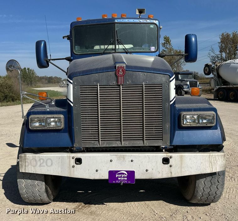 image for item DW4265 2005 Kenworth W900 ready mix truck