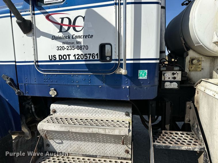 image for item DW4265 2005 Kenworth W900 ready mix truck