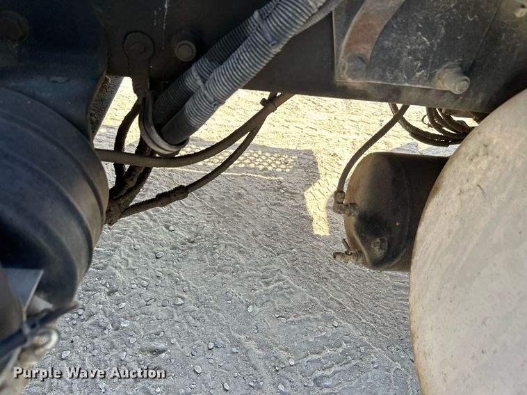 image for item DW4265 2005 Kenworth W900 ready mix truck