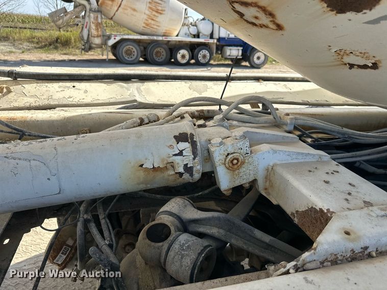 image for item DW4265 2005 Kenworth W900 ready mix truck