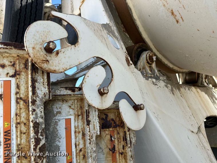 image for item DW4265 2005 Kenworth W900 ready mix truck