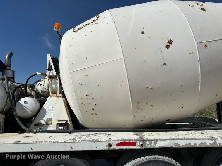 image for item DW4265 2005 Kenworth W900 ready mix truck