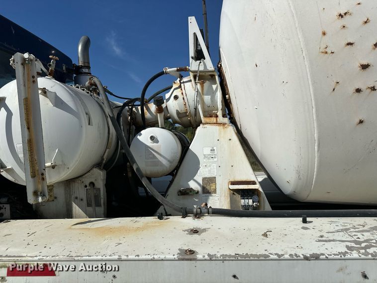 image for item DW4265 2005 Kenworth W900 ready mix truck