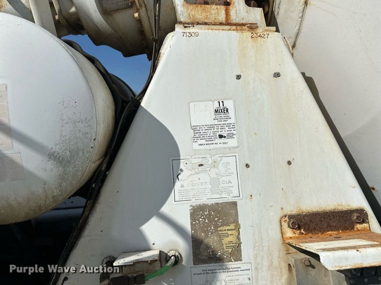 image for item DW4265 2005 Kenworth W900 ready mix truck