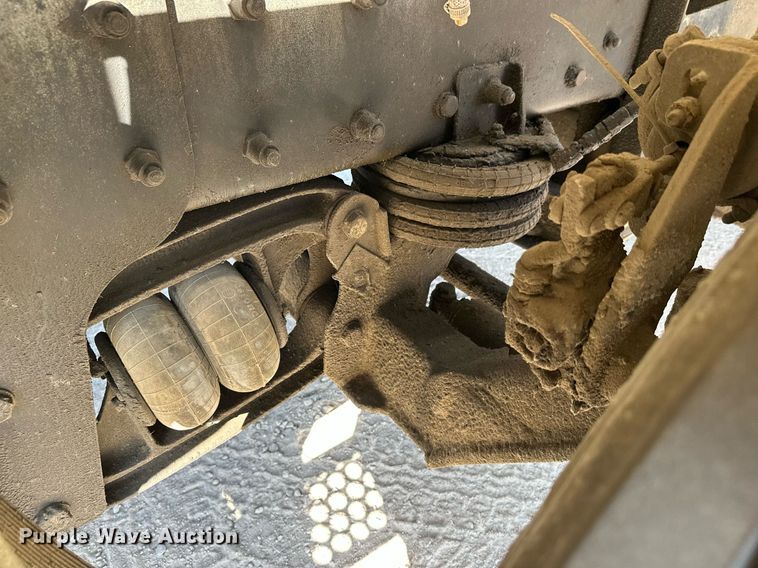 image for item DW4265 2005 Kenworth W900 ready mix truck