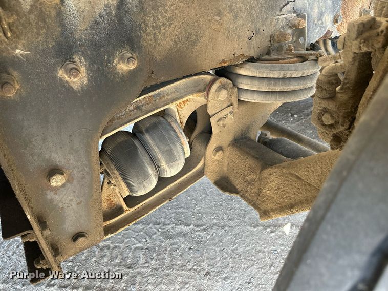 image for item DW4265 2005 Kenworth W900 ready mix truck