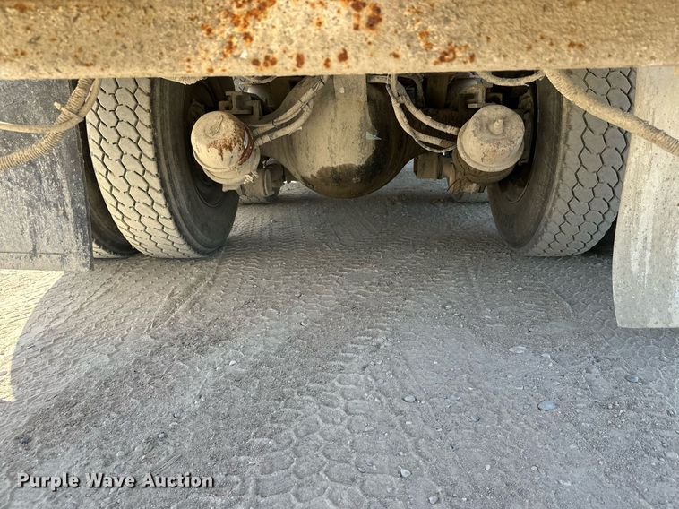 image for item DW4265 2005 Kenworth W900 ready mix truck