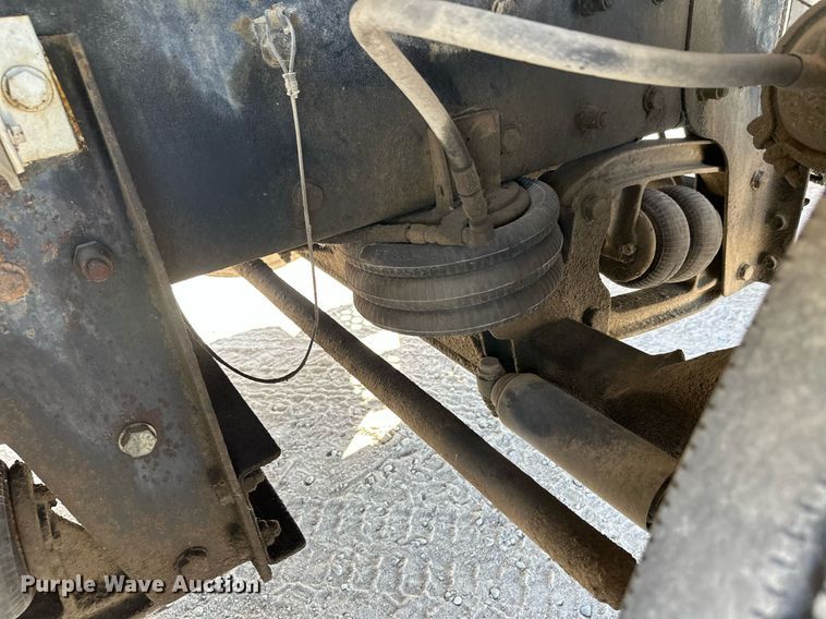 image for item DW4265 2005 Kenworth W900 ready mix truck