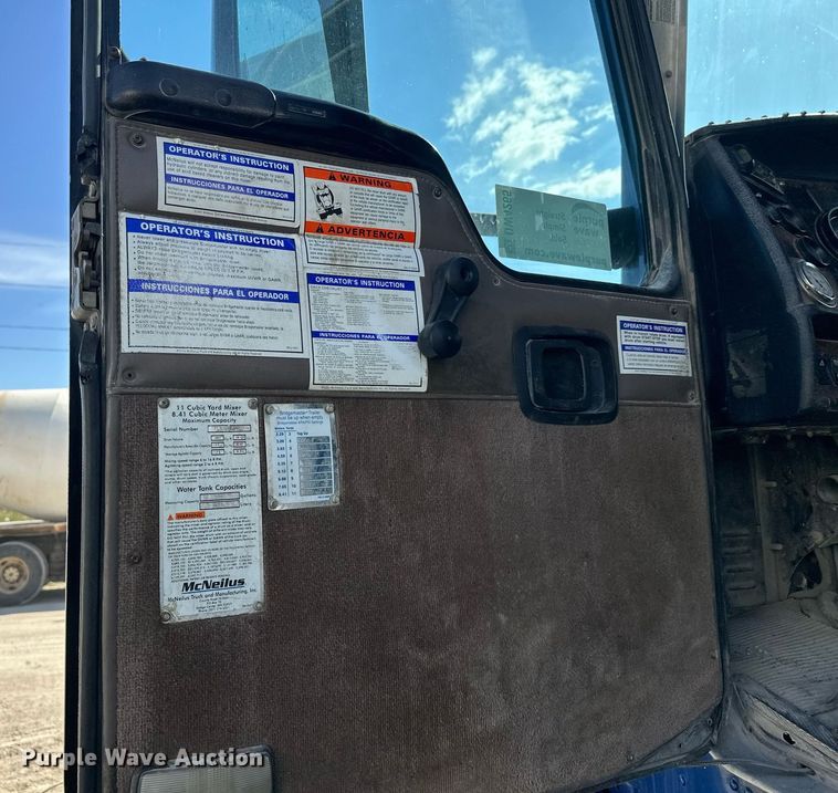 image for item DW4265 2005 Kenworth W900 ready mix truck