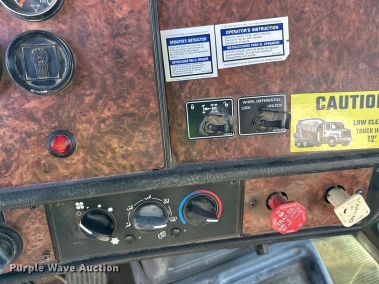 image for item DW4265 2005 Kenworth W900 ready mix truck