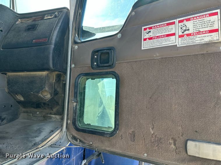 image for item DW4265 2005 Kenworth W900 ready mix truck