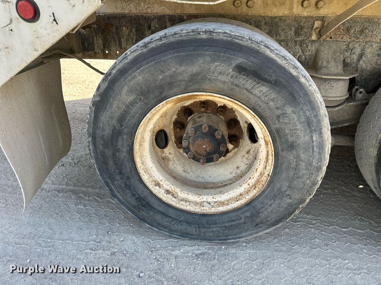 image for item DW4265 2005 Kenworth W900 ready mix truck