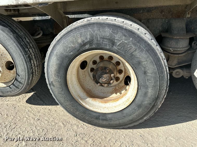 image for item DW4265 2005 Kenworth W900 ready mix truck