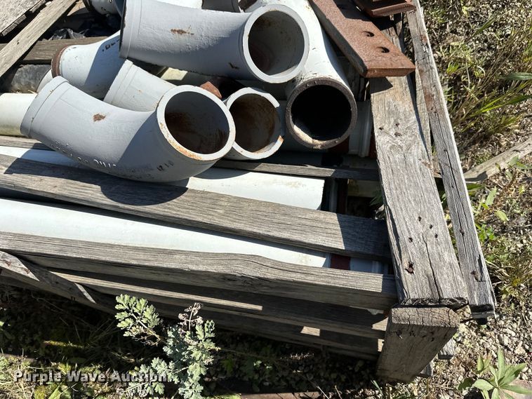 image for item DW4266 Concrete hoses and fittings 