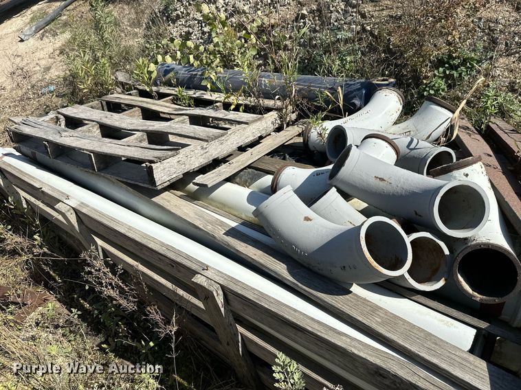 image for item DW4266 Concrete hoses and fittings 