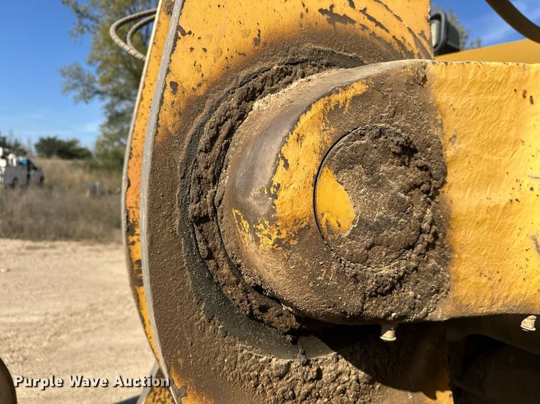 image for item DW4267 2012 Komatsu WA500-7 wheel loader