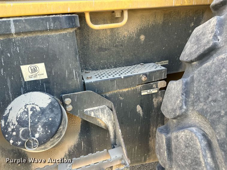 image for item DW4267 2012 Komatsu WA500-7 wheel loader