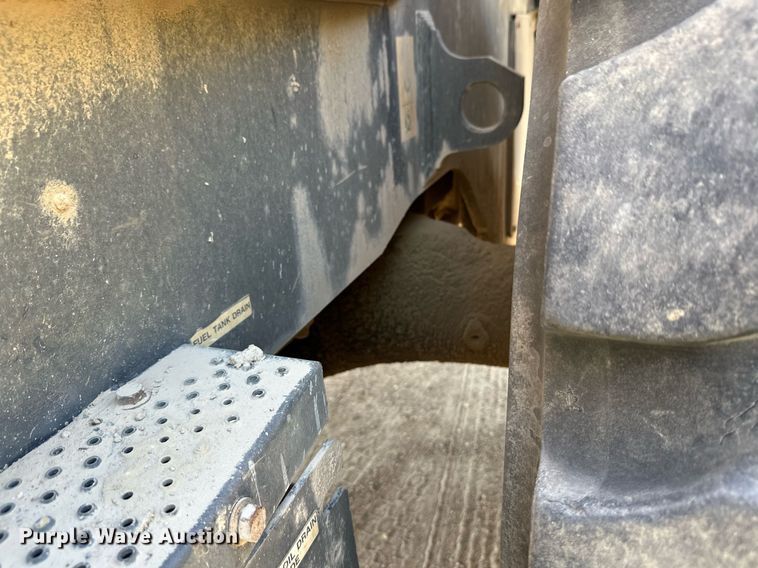 image for item DW4267 2012 Komatsu WA500-7 wheel loader