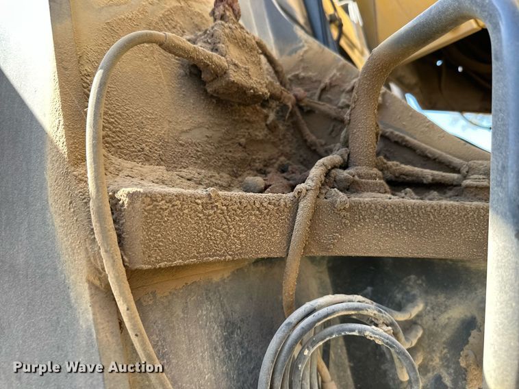 image for item DW4267 2012 Komatsu WA500-7 wheel loader