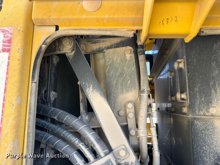 image for item DW4267 2012 Komatsu WA500-7 wheel loader