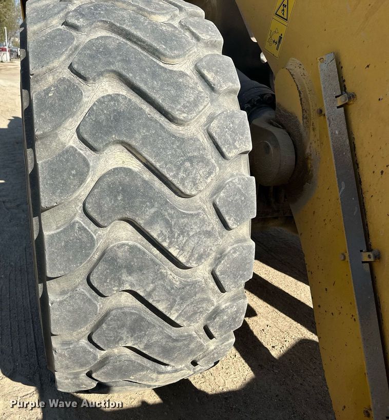 image for item DW4267 2012 Komatsu WA500-7 wheel loader