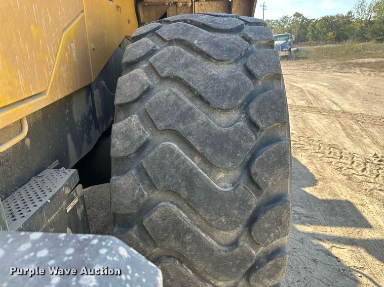 image for item DW4267 2012 Komatsu WA500-7 wheel loader
