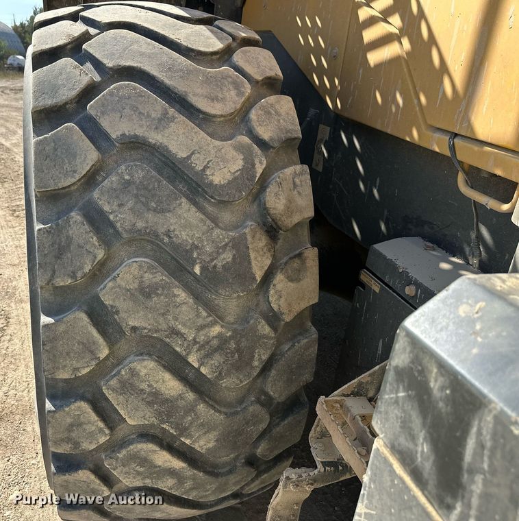 image for item DW4267 2012 Komatsu WA500-7 wheel loader