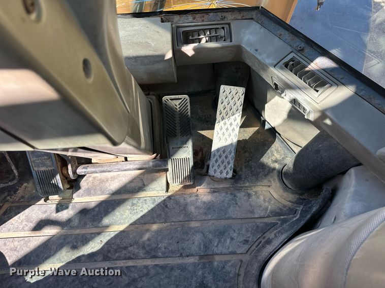 image for item DW4273 2007 Case 621D wheel loader