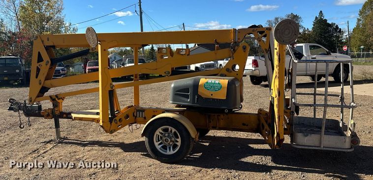 image for item DW4274 2014 Haulotte 4527A boom lift