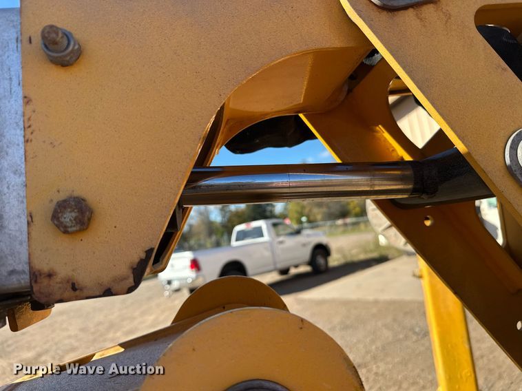 image for item DW4274 2014 Haulotte 4527A boom lift