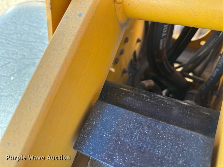 image for item DW4274 2014 Haulotte 4527A boom lift