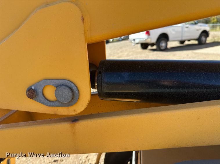 image for item DW4274 2014 Haulotte 4527A boom lift