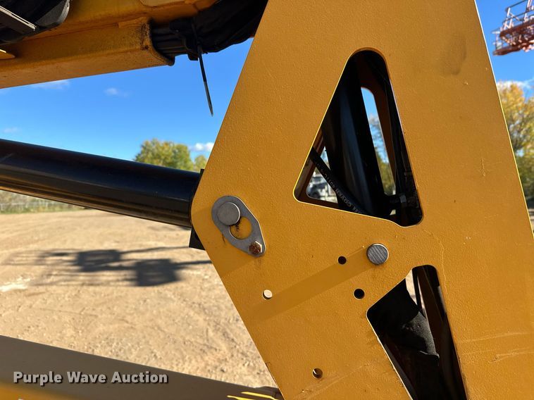 image for item DW4274 2014 Haulotte 4527A boom lift