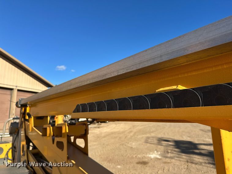 image for item DW4274 2014 Haulotte 4527A boom lift