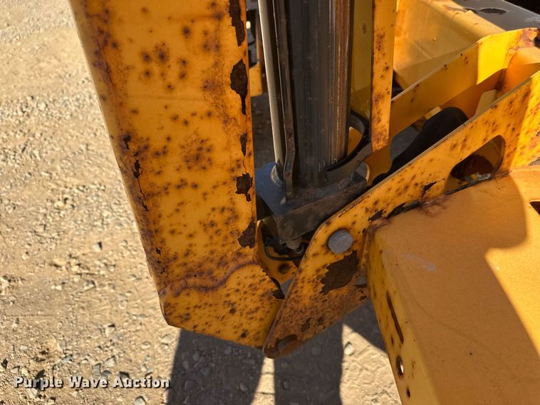 image for item DW4274 2014 Haulotte 4527A boom lift