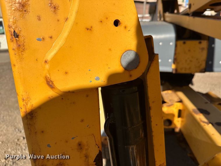 image for item DW4274 2014 Haulotte 4527A boom lift