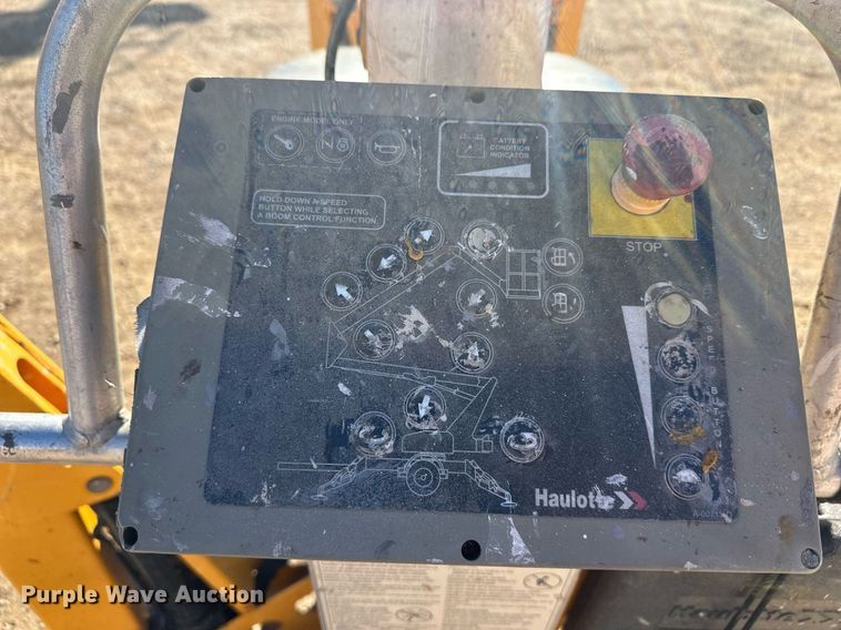 image for item DW4274 2014 Haulotte 4527A boom lift