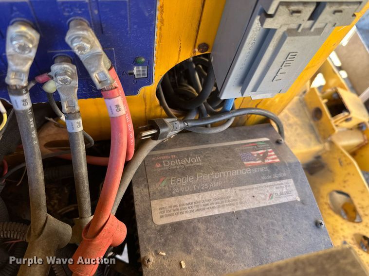 image for item DW4274 2014 Haulotte 4527A boom lift