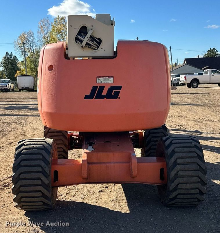image for item DW4275 2000 JLG 450AJ boom lift