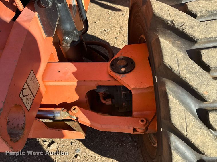 image for item DW4275 2000 JLG 450AJ boom lift
