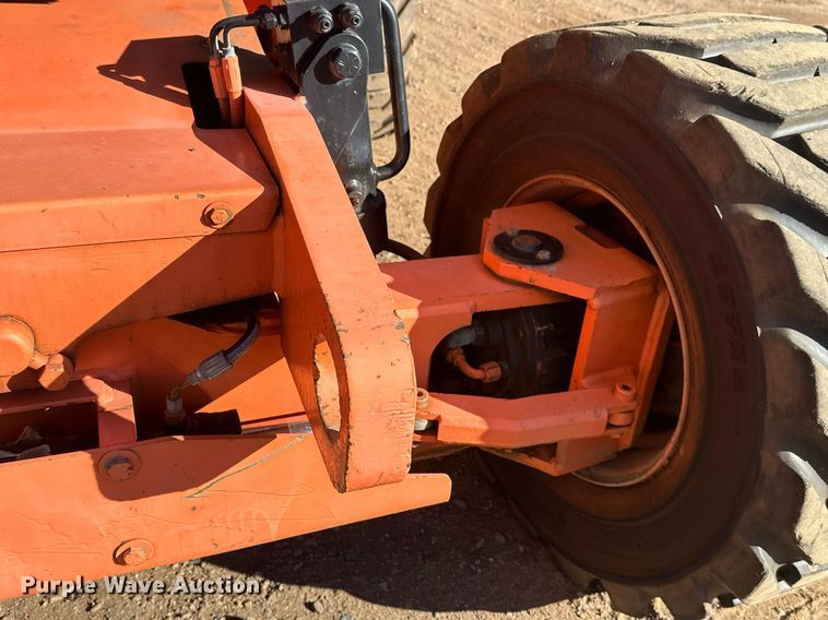 image for item DW4275 2000 JLG 450AJ boom lift
