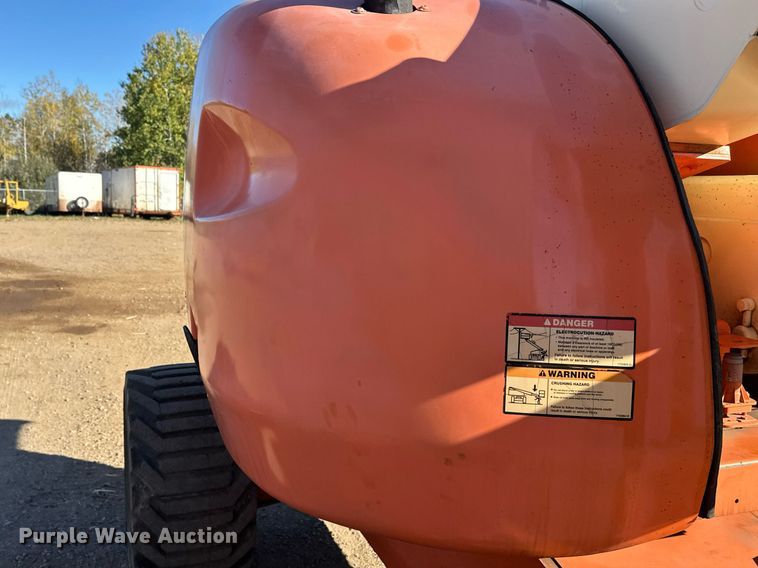 image for item DW4275 2000 JLG 450AJ boom lift