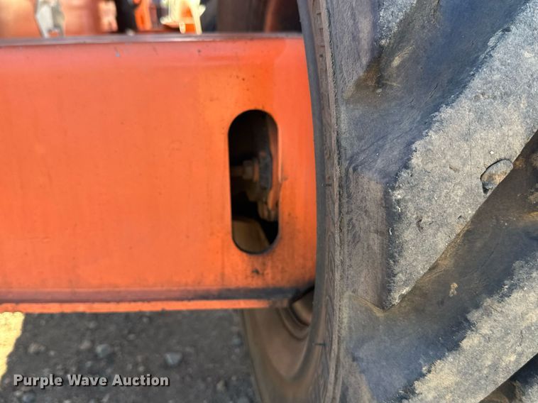 image for item DW4275 2000 JLG 450AJ boom lift