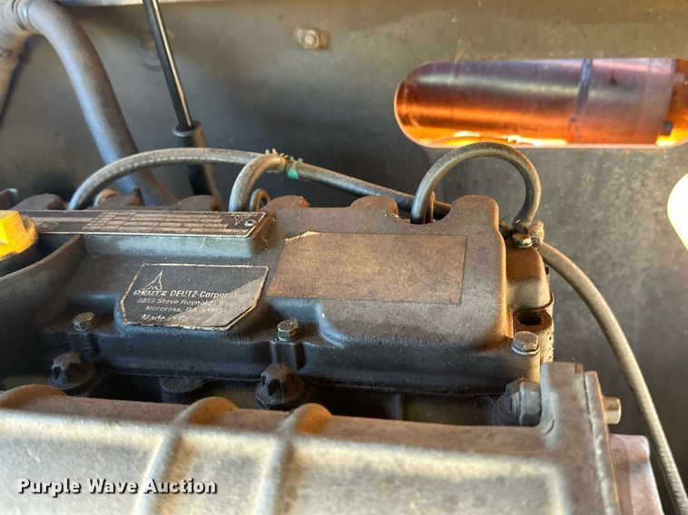 image for item DW4275 2000 JLG 450AJ boom lift