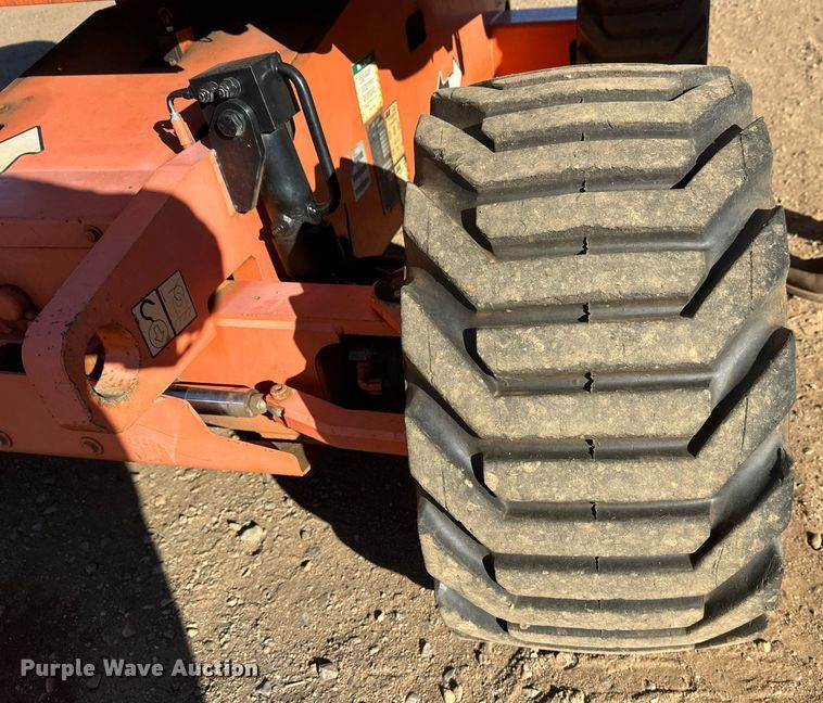 image for item DW4275 2000 JLG 450AJ boom lift