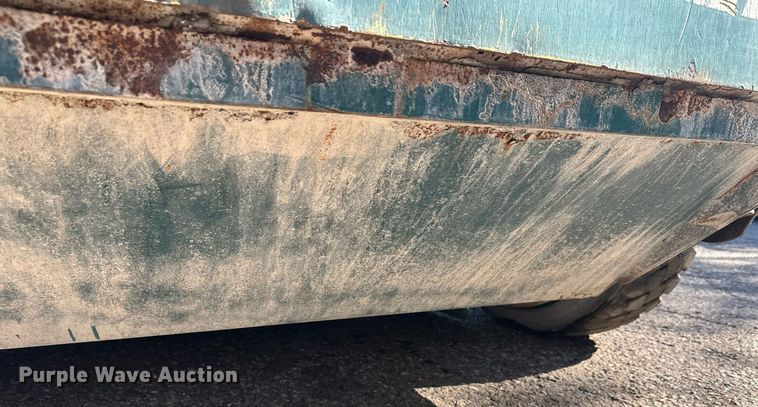 image for item DW4290 2004 Elgin Pelican street sweeper