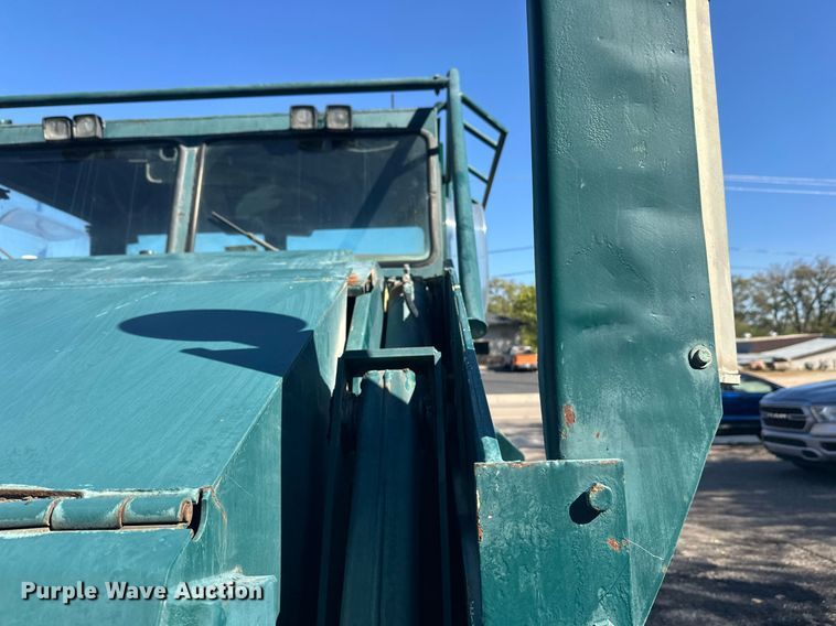 image for item DW4291 Elgin Pelican street sweeper