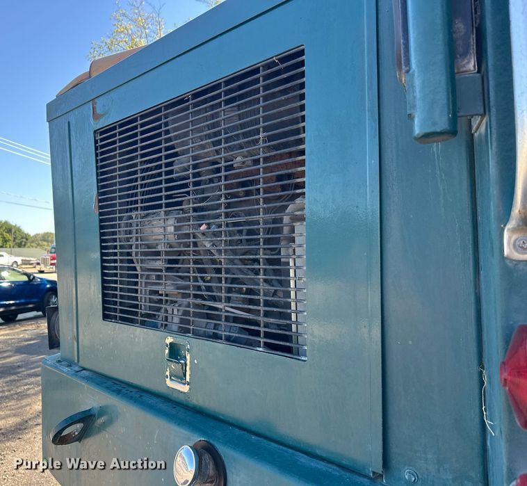 image for item DW4291 Elgin Pelican street sweeper