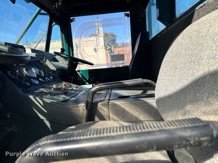 image for item DW4291 Elgin Pelican street sweeper